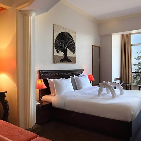 The Naldehra Hotell Shimla Exteriör bild